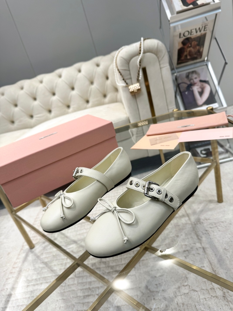 Miu Miu flat shoes